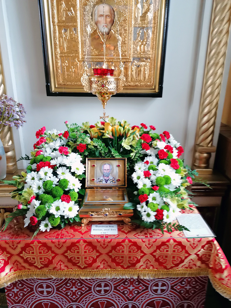 Литургия в день престольного  праздника нашего храма в честь святителя Николая Чудотворца