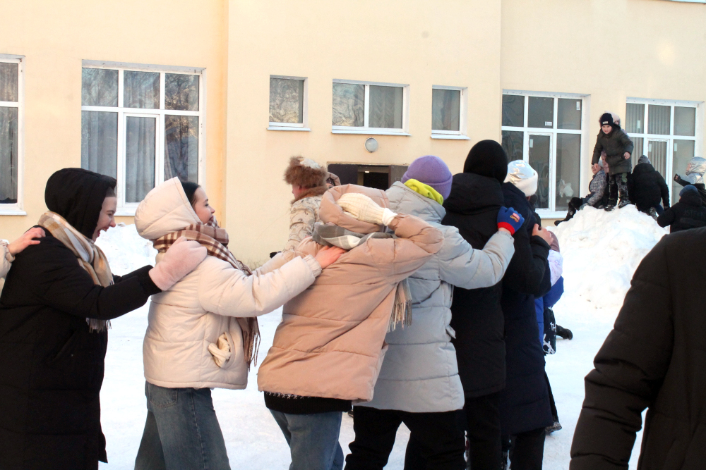 Воспитанники воскресной школы "Азбука веры" участвовали в фестивале «Рождественское чудо» в Пензенской духовной семинарии