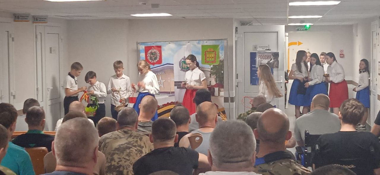 Воспитанники воскресной школы Никольского храма г.Пензы провели концерт для раненых военнослужащих