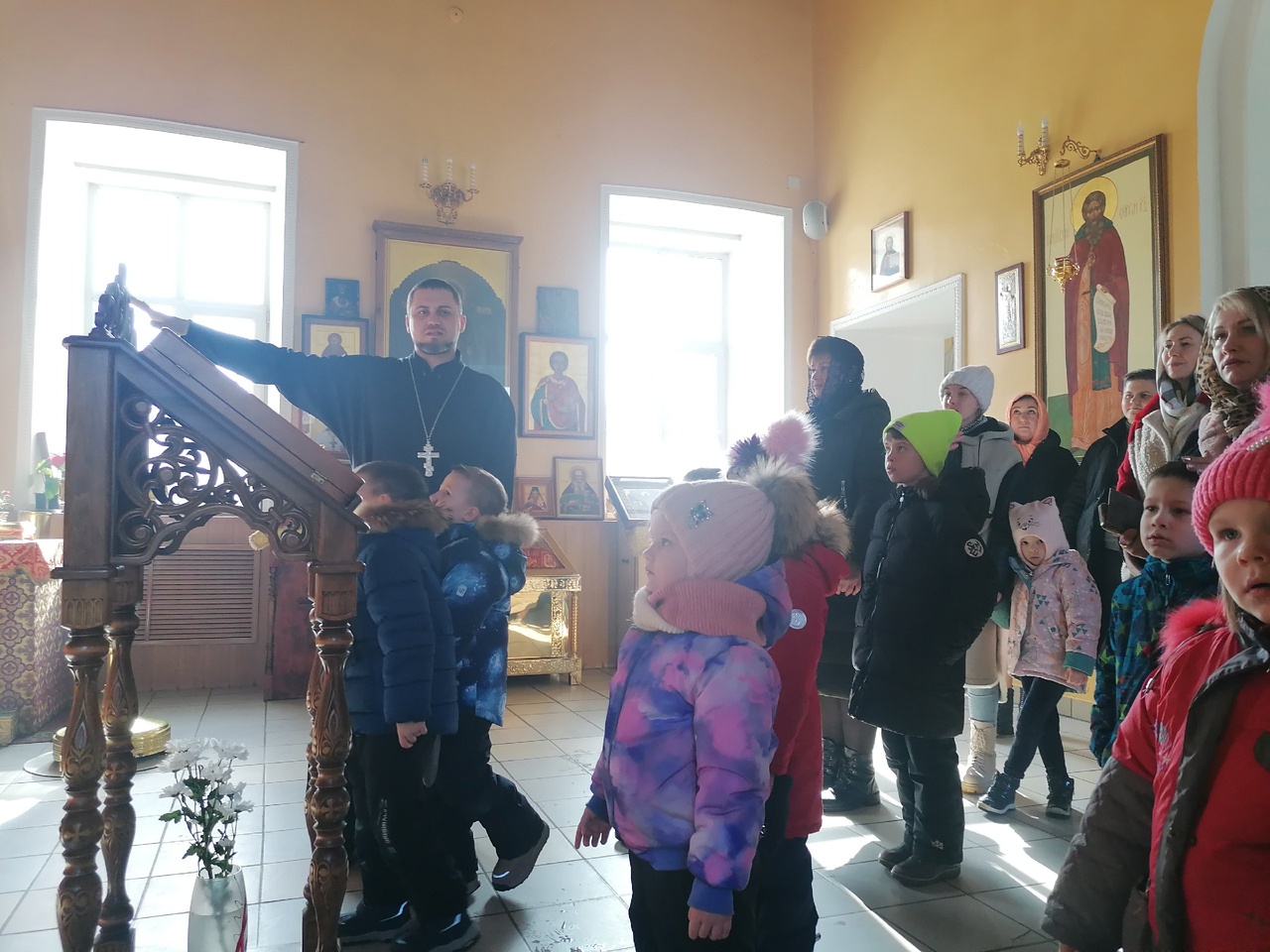 Состоялась экскурсия по храмовому комплексу дошкольников старшей группы детского сада