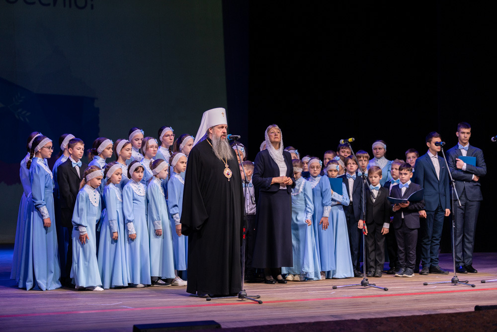 Воспитанники воскресной школы посетили духовно-патриотический фестиваль «С верой! В Россию!»