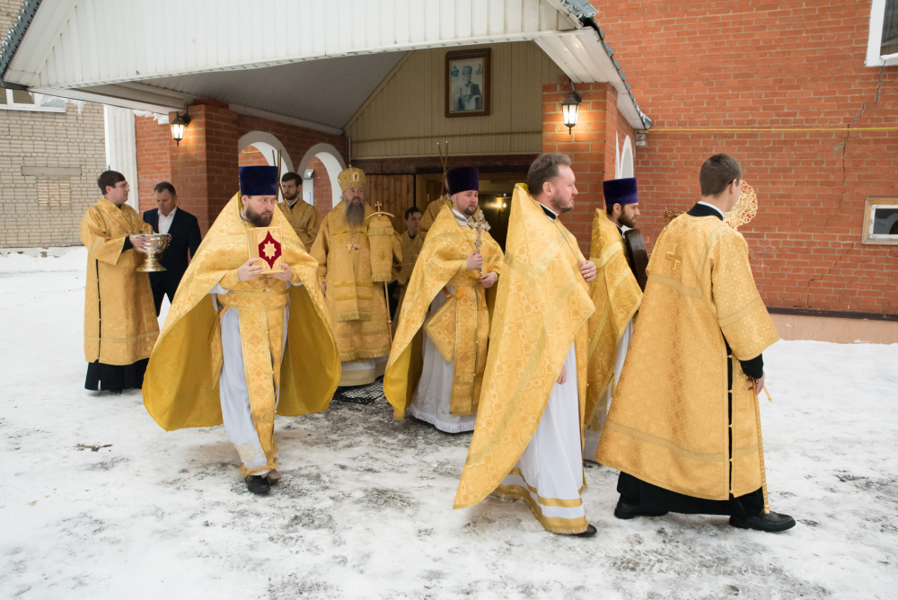 В престольный праздник митрополит Серафим совершил литургию в нашем храме  