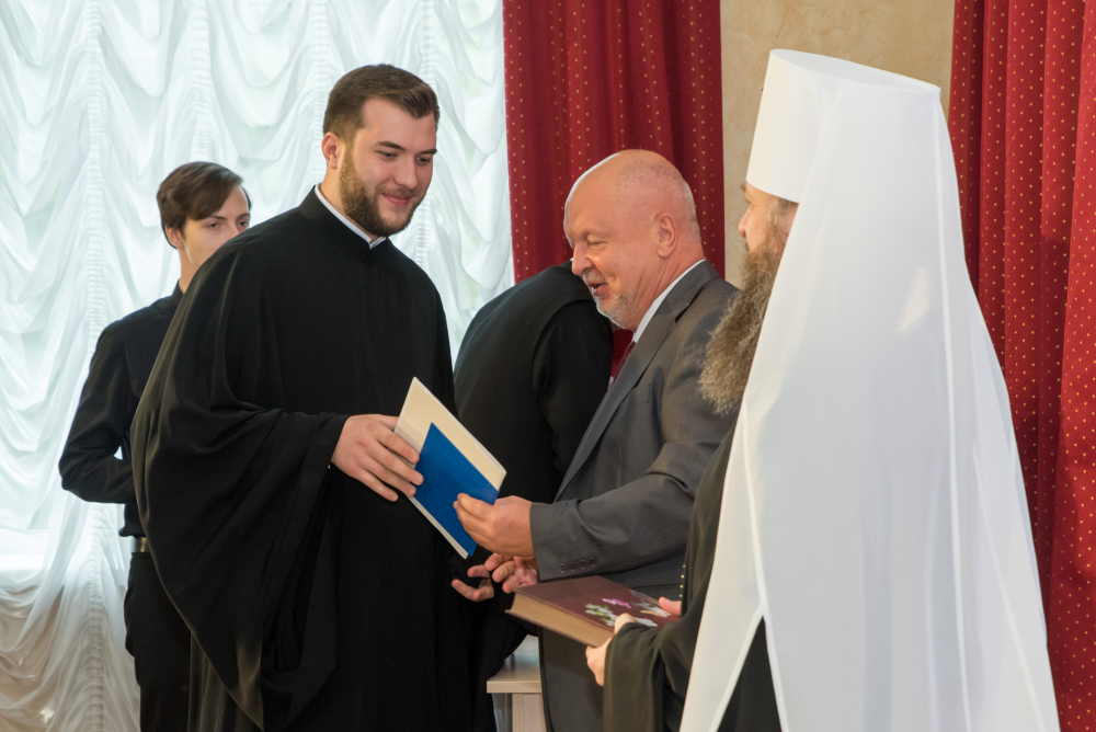 В Пензенской Духовной семинарии состоялась церемония вручения дипломов