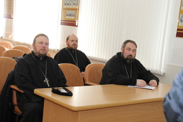 В УФСИН проведено собрание с участием священнослужителей, окормляющих исправительные учреждения региона