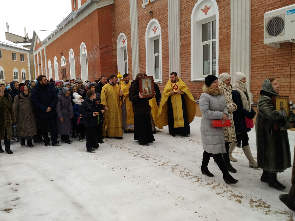 Престольный праздник нашего храма в честь святителя Николая, архиепископа Мир Ликийских, чудотворца