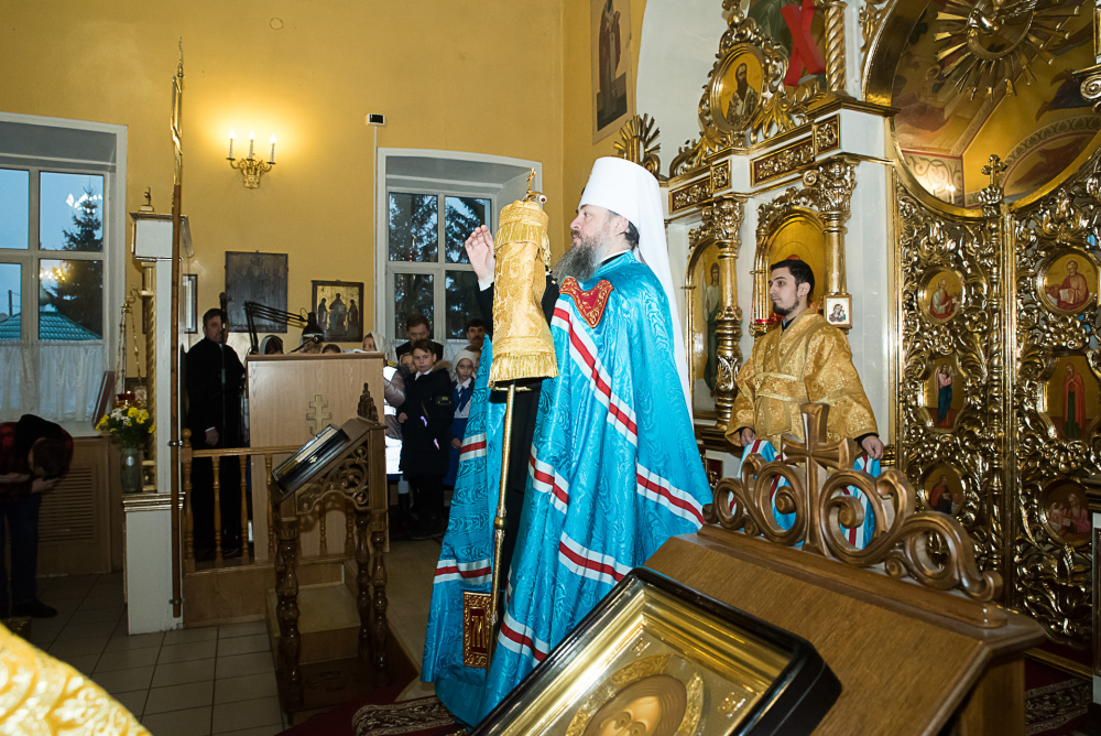 В престольный праздник митрополит Серафим совершил литургию в нашем храме