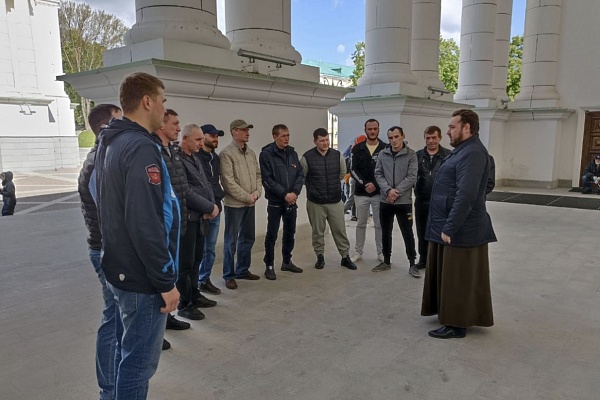 Осужденные исправительного центра посетили Спасский кафедральный собор г. Пензы