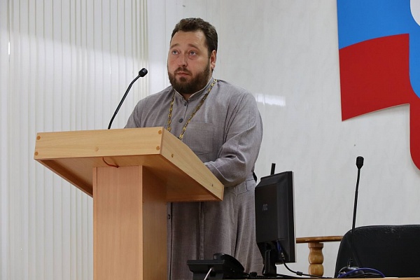  Протоиерей Антоний Шварев провел духовную беседу с сотрудниками УФСИН