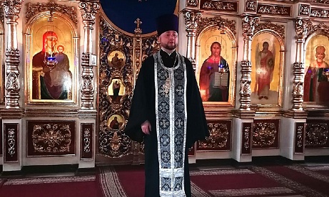 В Прощеное воскресенье протоиерей Александр Филиппов совершил вечерню с чином прощения