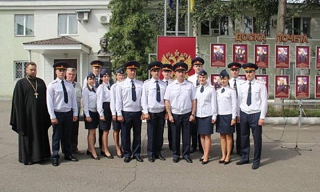 Протоиерей Антоний Шварёв принял участие в церемонии вручения служебных удостоверений выпускникам ведомственных вузов ФСИН России 