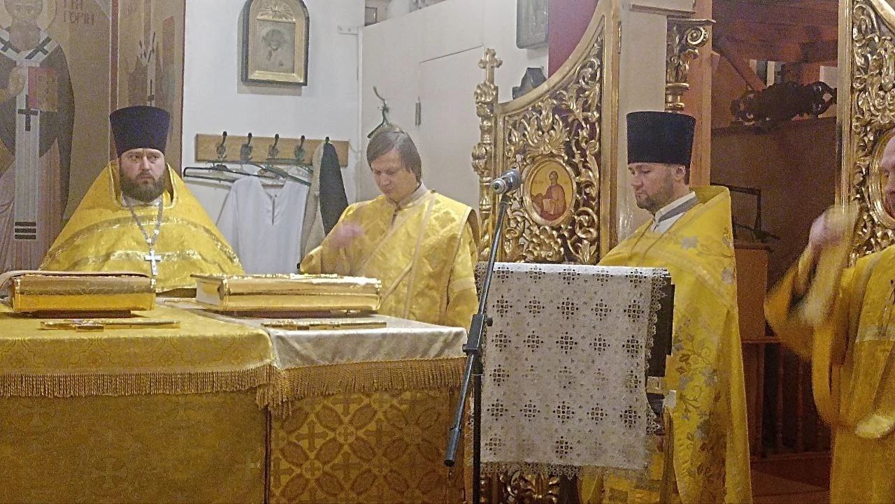 Богослужения в Неделю 23-ю по Пятидесятнице