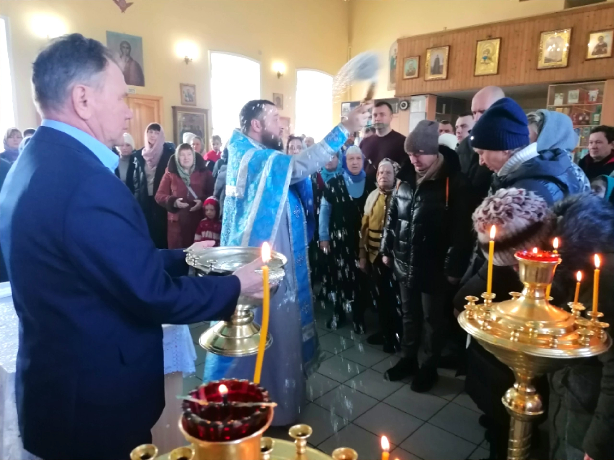 Богослужения в Неделю о блудном сыне 