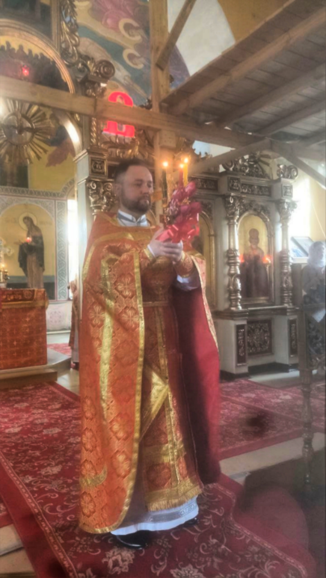 Богослужения в Неделю о самаряныне 