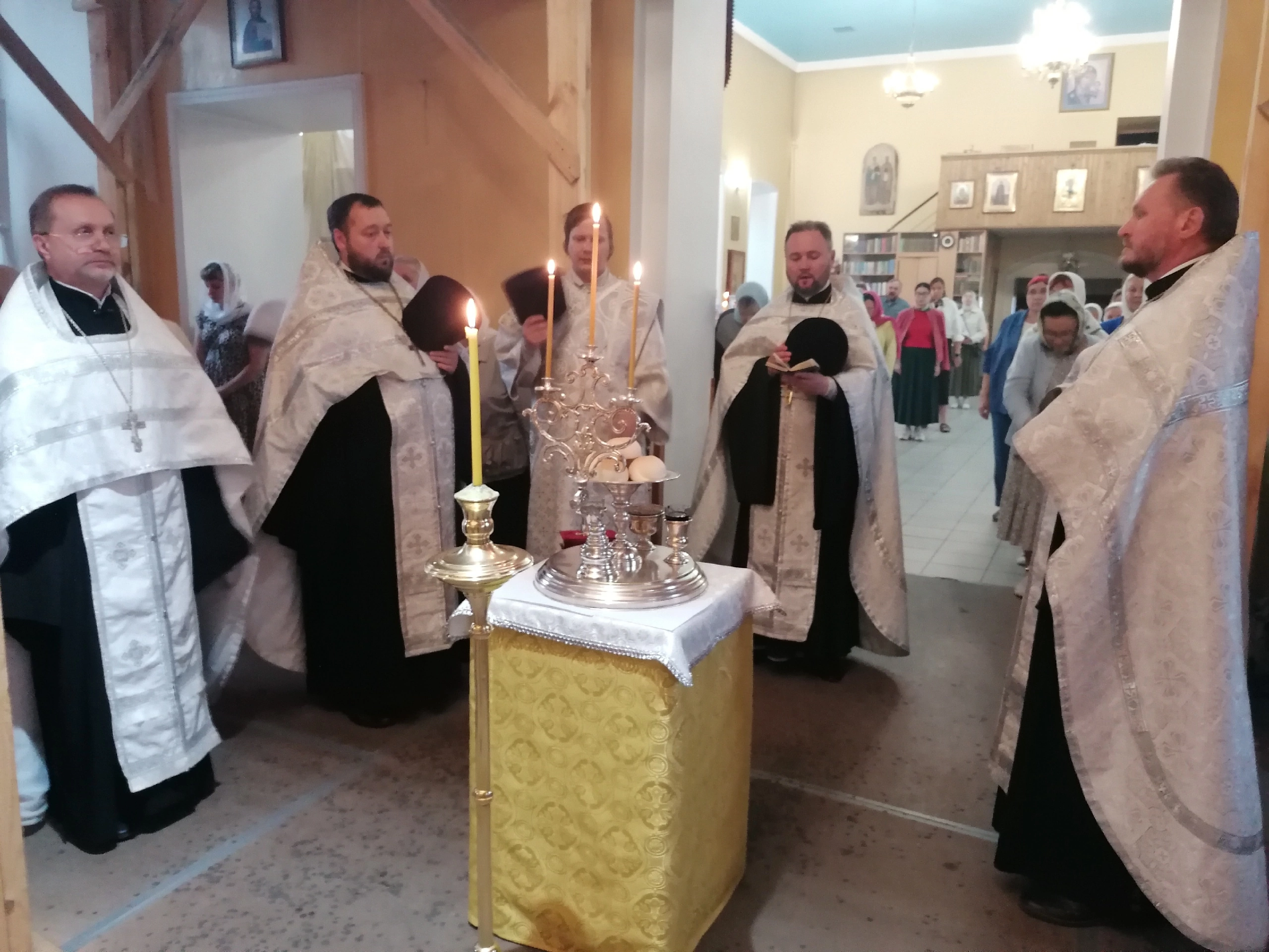 Всенощное бдение накануне праздника Преображения Господня