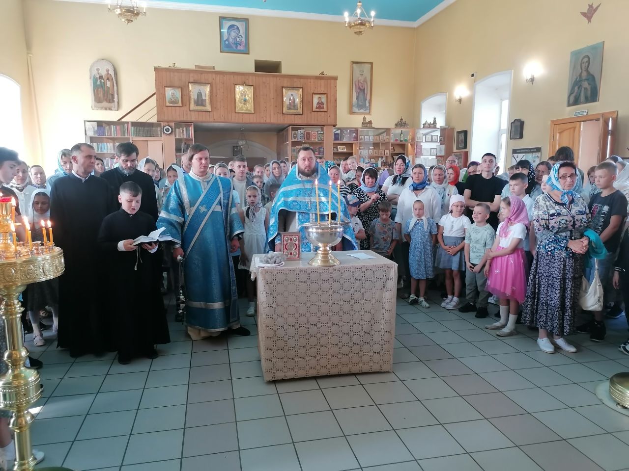 Богослужения в Неделю 12-ю по Пятидесятнице