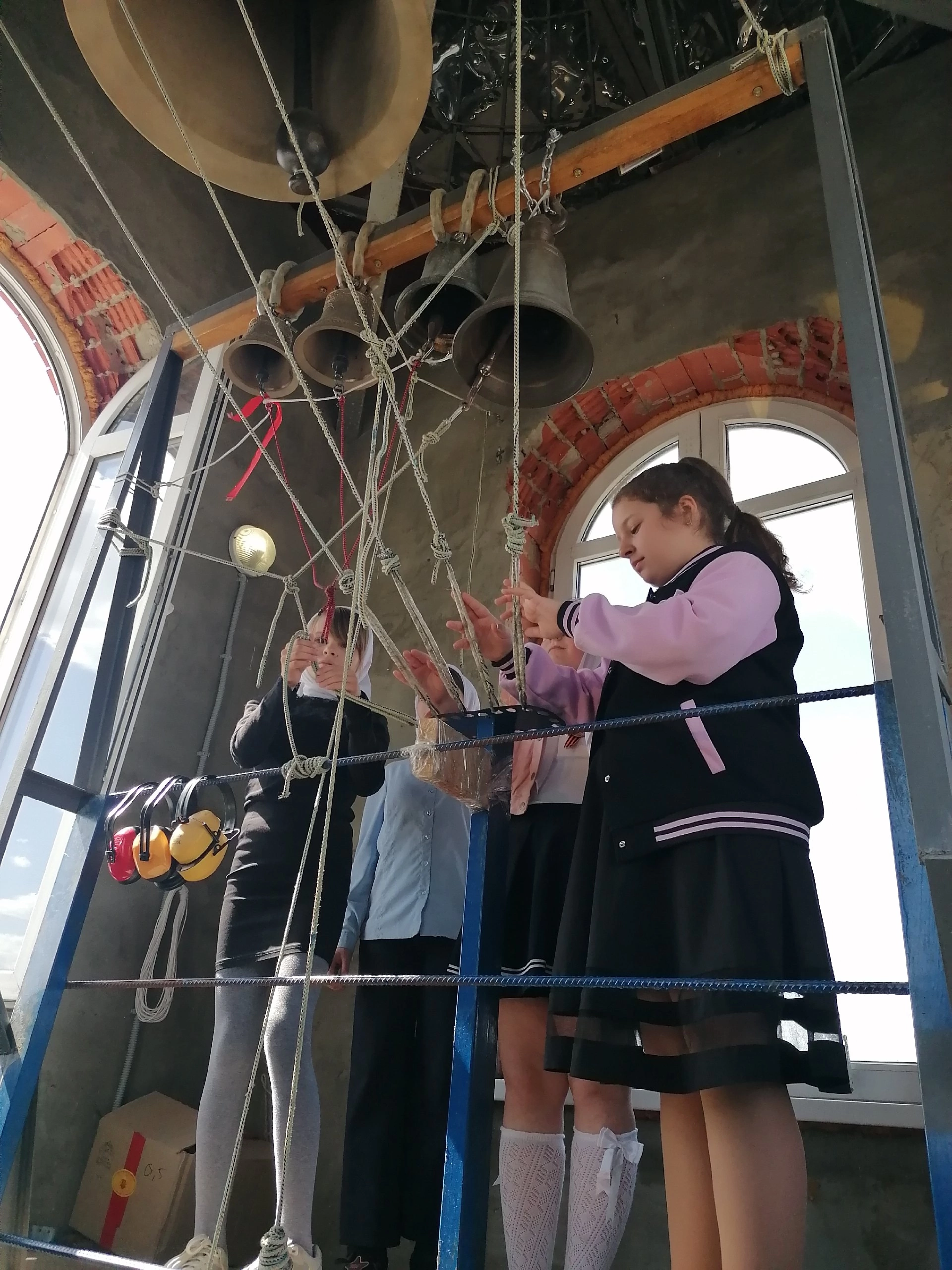 Иерей Владимир Журавлев встретился с учениками средней школы №60