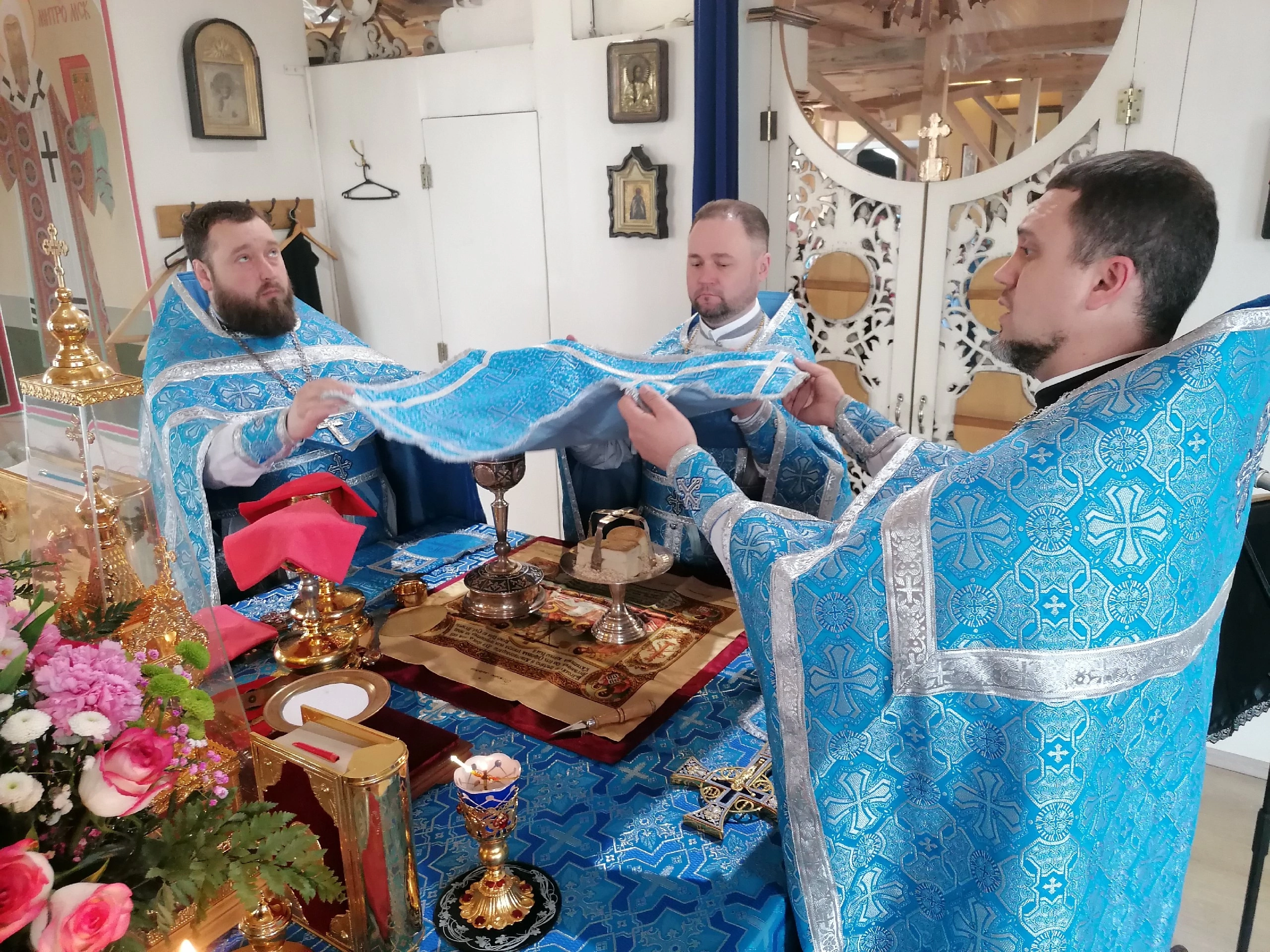 Празднование Благовещение Богородицы