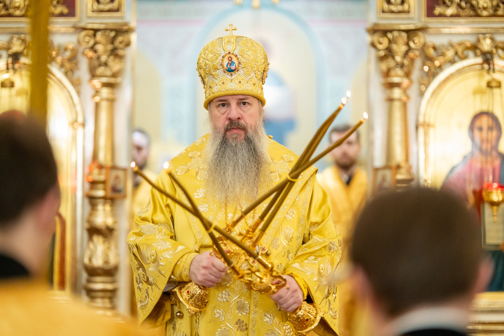 В канун престольного праздника митрополит Серафим совершил всенощное бдение в нашем храме