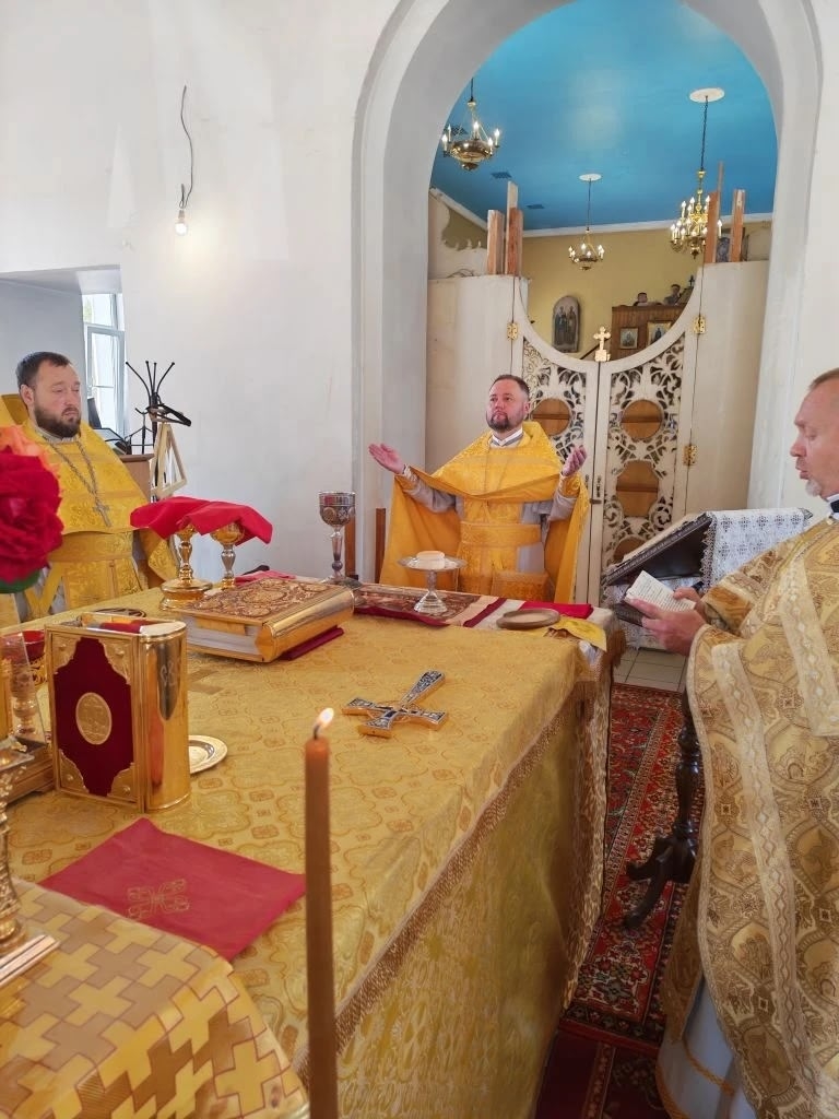 Неделя Всех святых в земле Русской просиявших