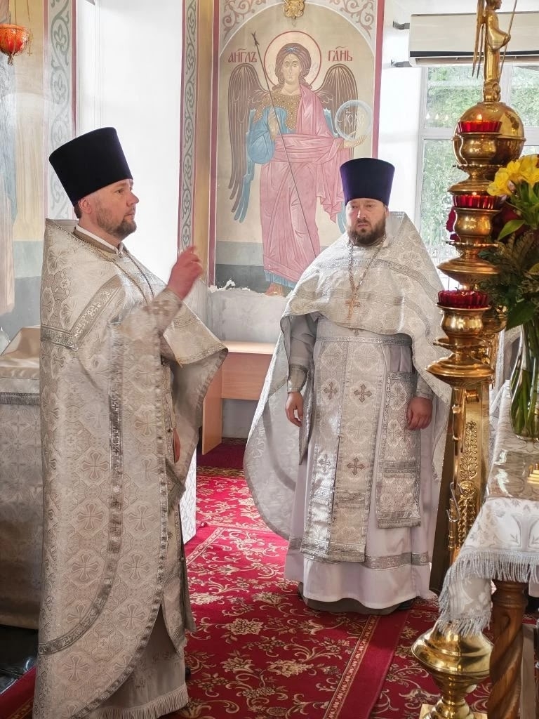 Поздравление с Днём рождения настоятеля протоиерея Александра Филиппова