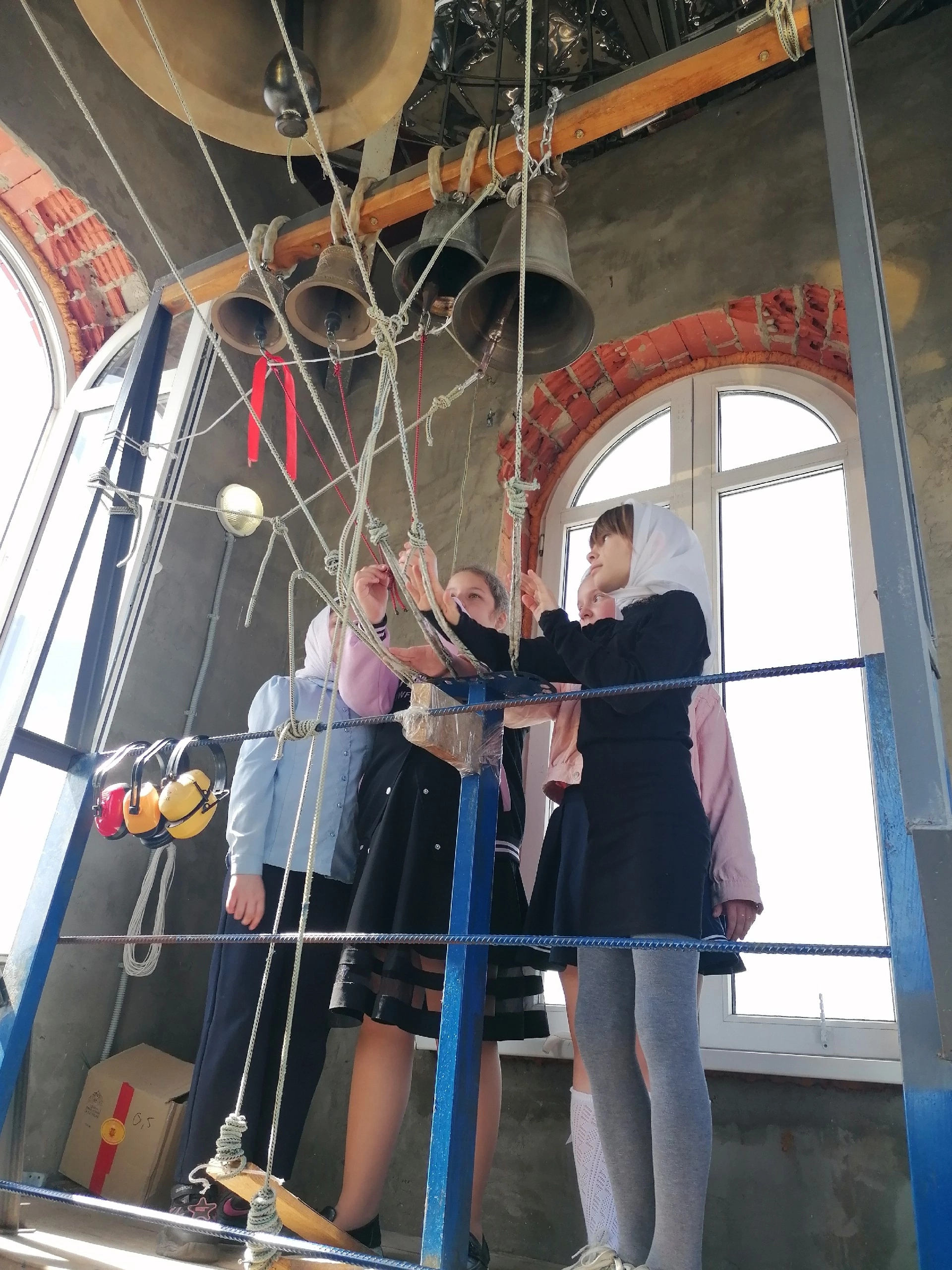 Иерей Владимир Журавлев встретился с учениками средней школы №60