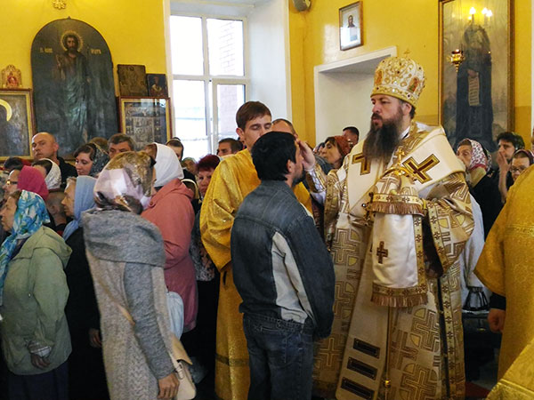 Всенощное бдение архиерейским чином накануне престольного праздника нашего храма