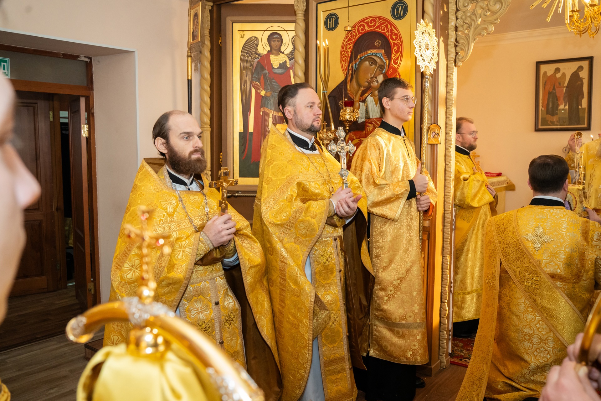 Протоиерей Александр Филиппов сослужил митрополиту Серафиму в престольный праздник и актовый день в Пензенской духовной семинарии   