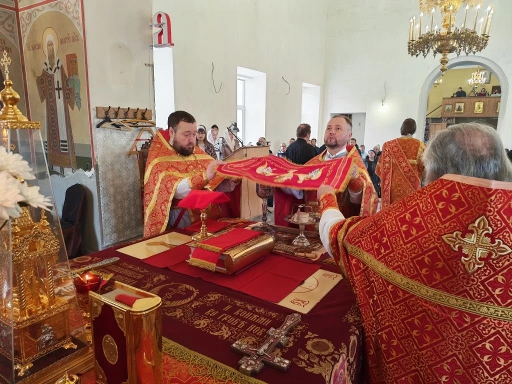 Неделя жен-мироносиц