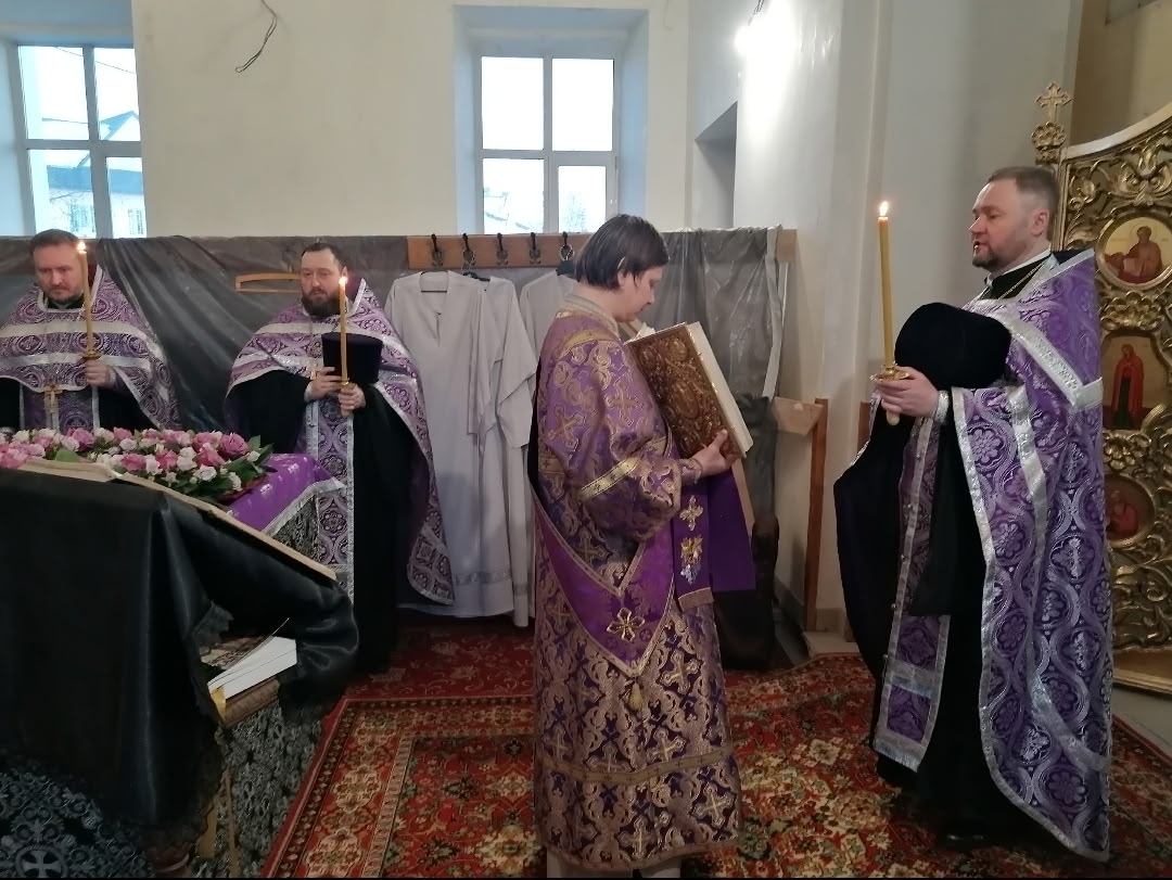 Всенощное бдение в канун Крестопоклонной Недели Великого поста