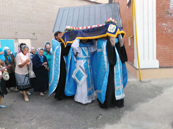 Всенощное бдение с Чином погребения Плащаницы Божией Матери