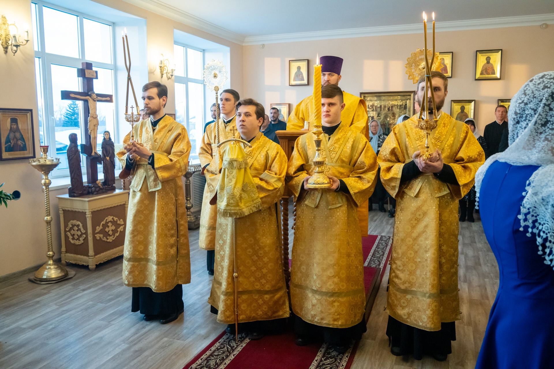 Протоиерей Александр Филиппов сослужил митрополиту Серафиму в престольный праздник и актовый день в Пензенской духовной семинарии   