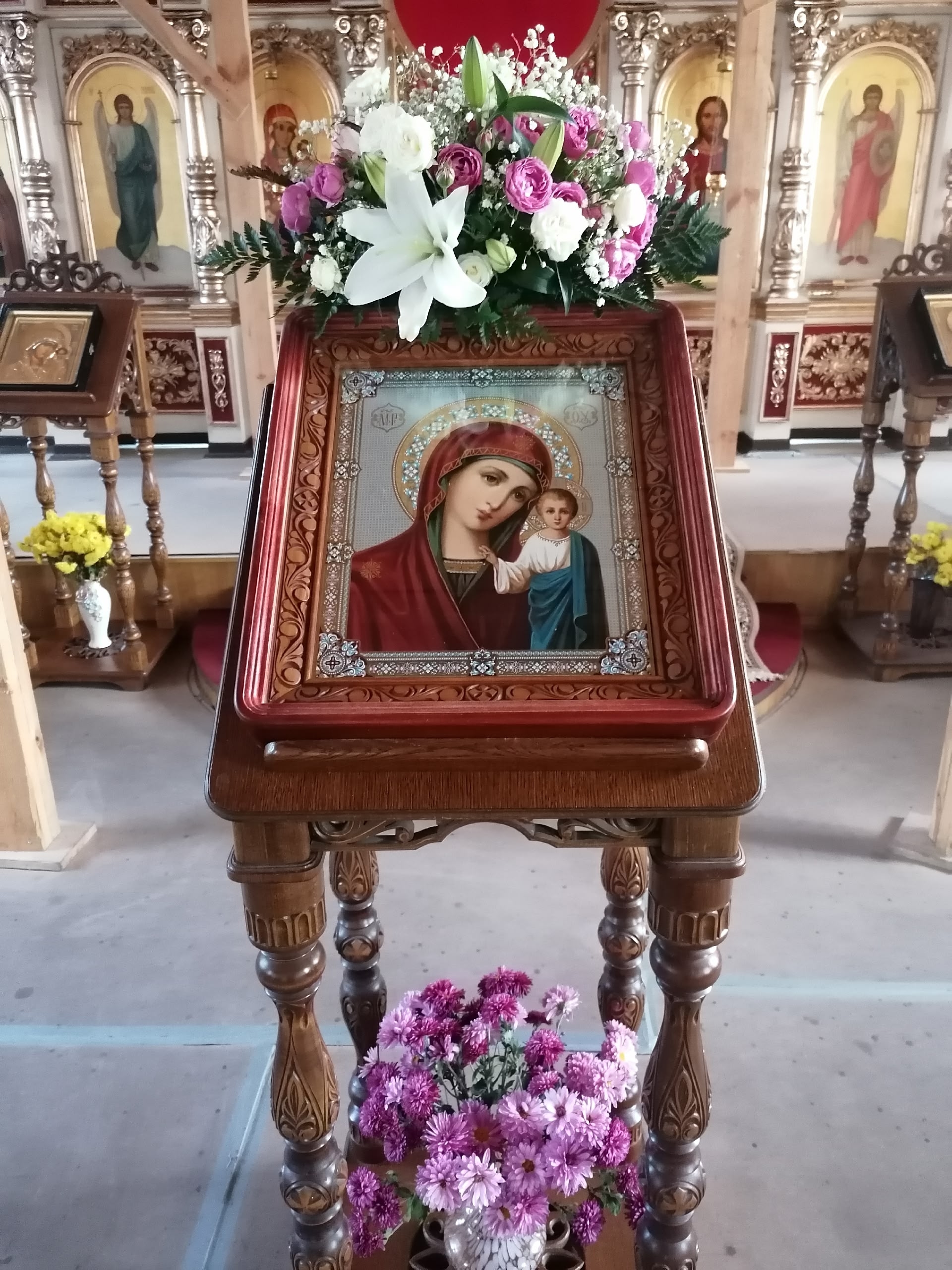 Празднование Казанской иконы Божией Матери