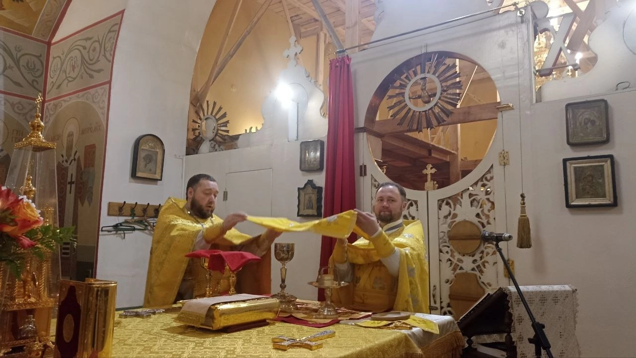 Богослужения в Неделю 28-ю по Пятидесятнице