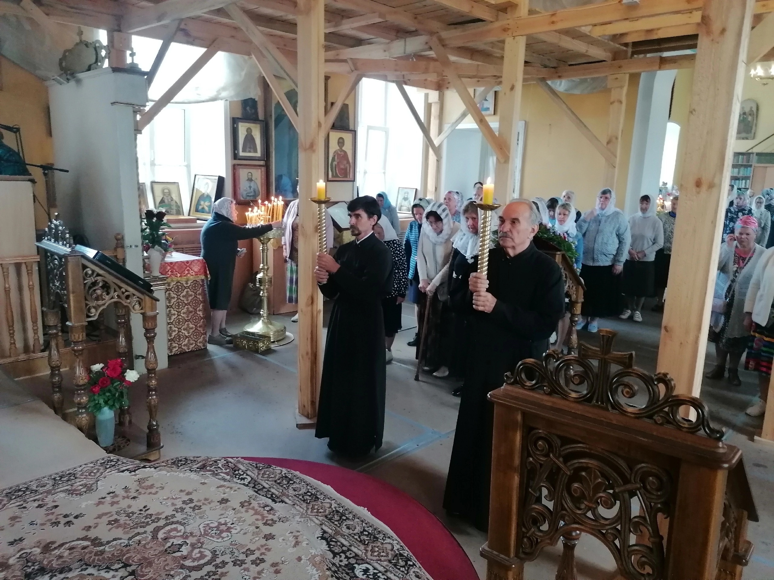 Празднование Происхождение Честных Древ Животворящего Креста Господня