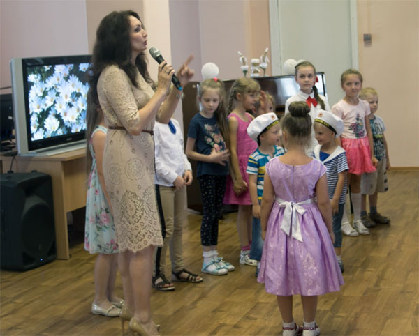 Протоиерей Александр Филиппов принял участие в торжественном мероприятии ко Дню семьи, любви и верности «Семья начинается с «МЫ»