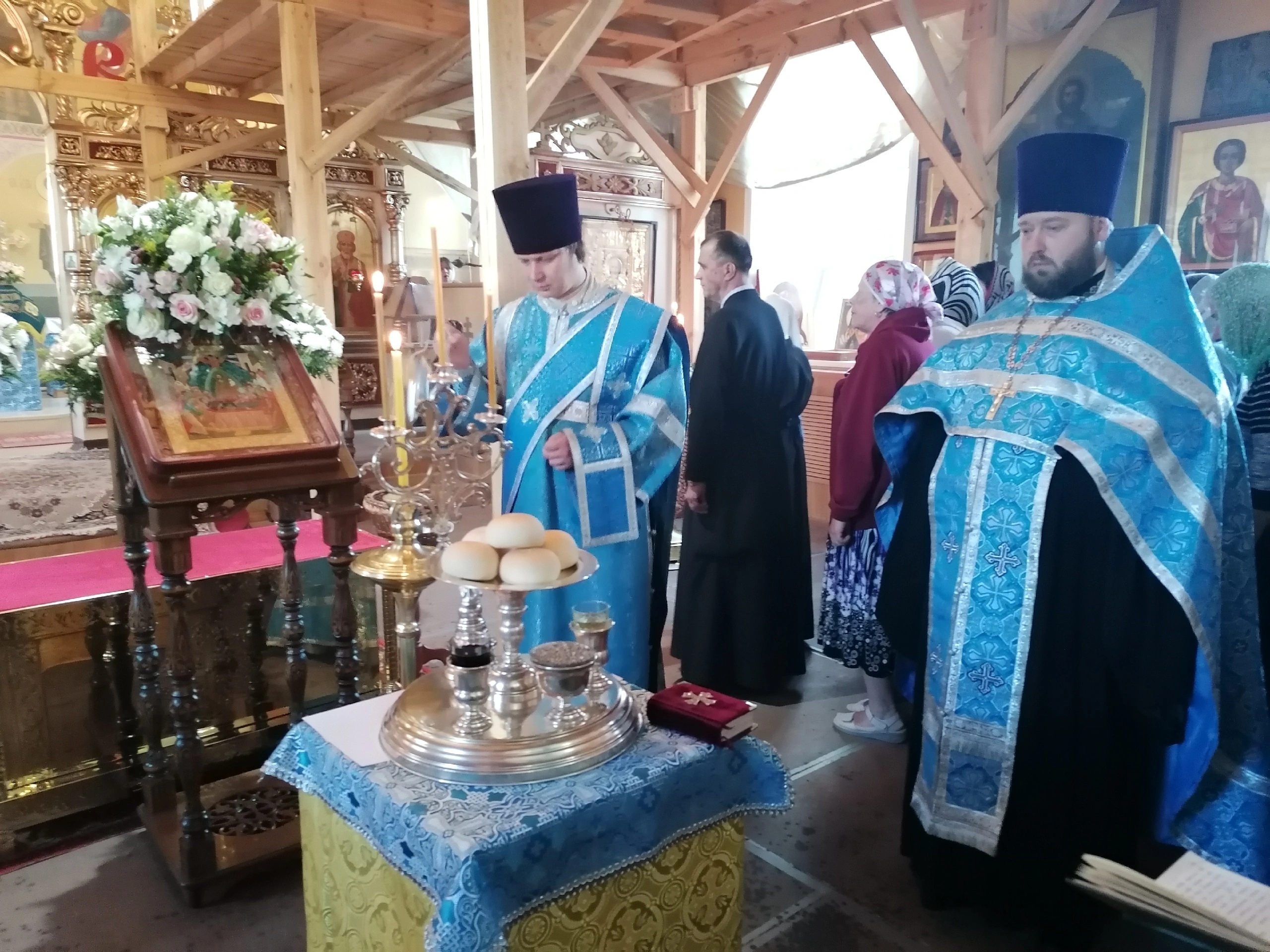 Всенощное бдение накануне Успения Пресвятой Богородицы