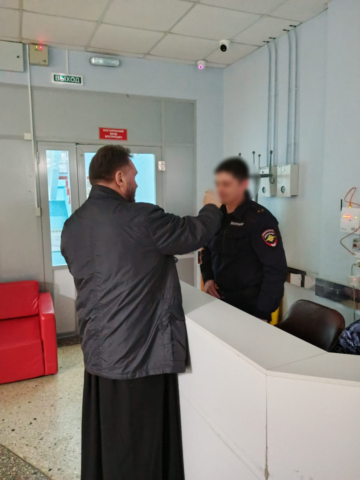 Священники посетили раненых участников СВО в военном госпитале Пензы