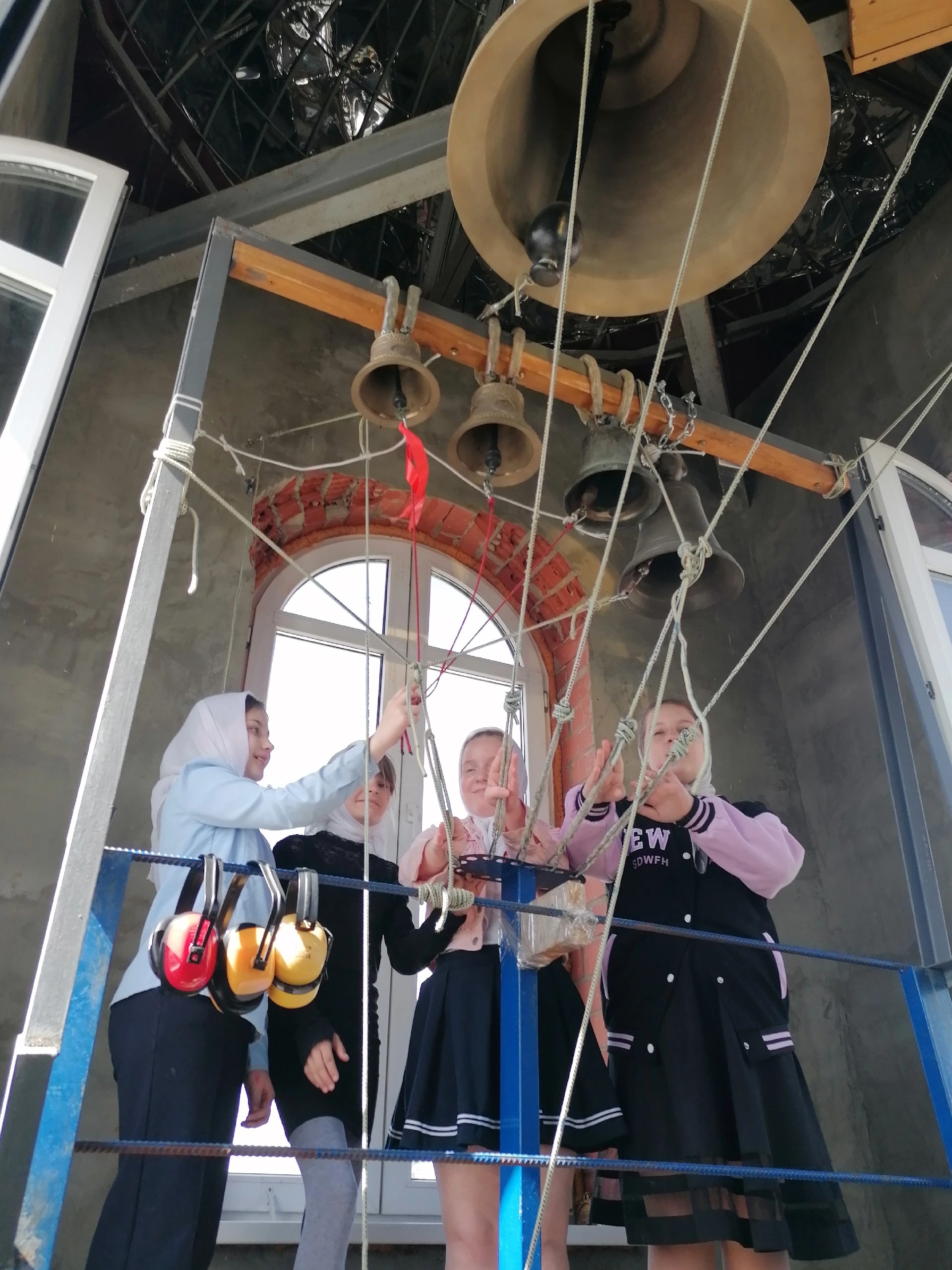 Иерей Владимир Журавлев встретился с учениками средней школы №60