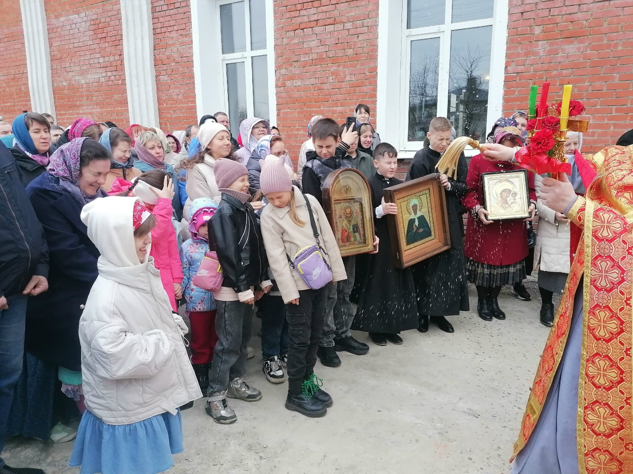 Неделя жен-мироносиц