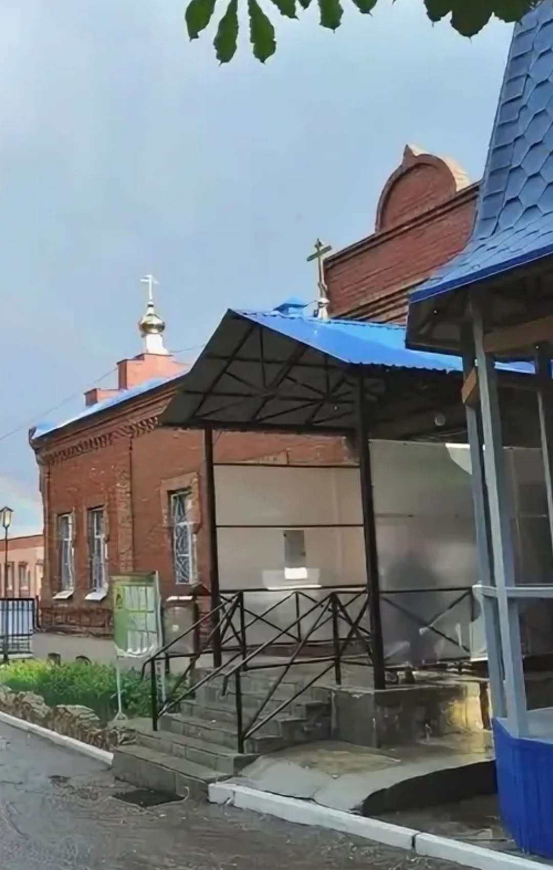 Иерей Димитрий Полуянов совершил литургию в храме праведного Иоанна Кронштадтского г.Пензы