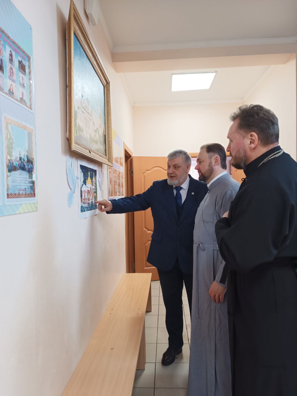 В воскресной школе "Азбука веры" состоялся конкурс рисунков "В ожидании Рождества"