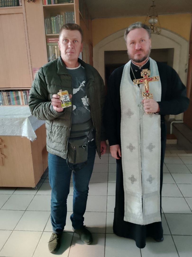 Иерей Сергий Карасёв встретился с представителем патриотического клуба "Рокот-Пенза"