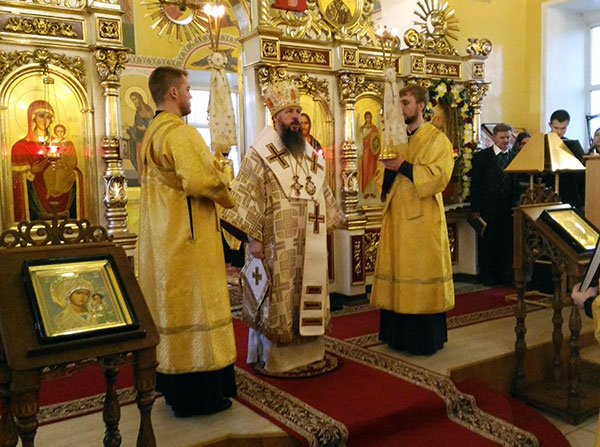 Всенощное бдение архиерейским чином накануне престольного праздника нашего храма