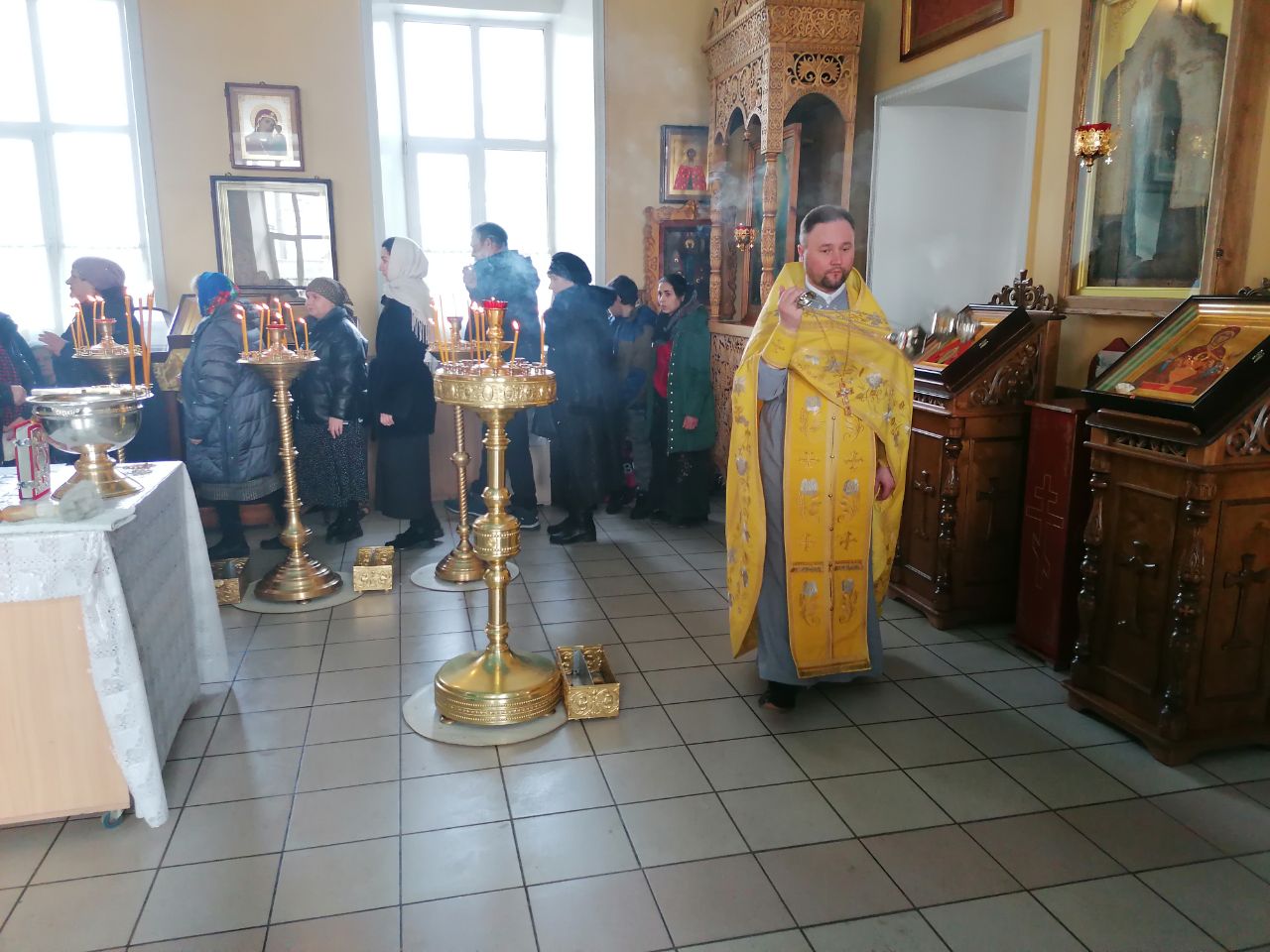 Богослужения в Неделю сыропустную