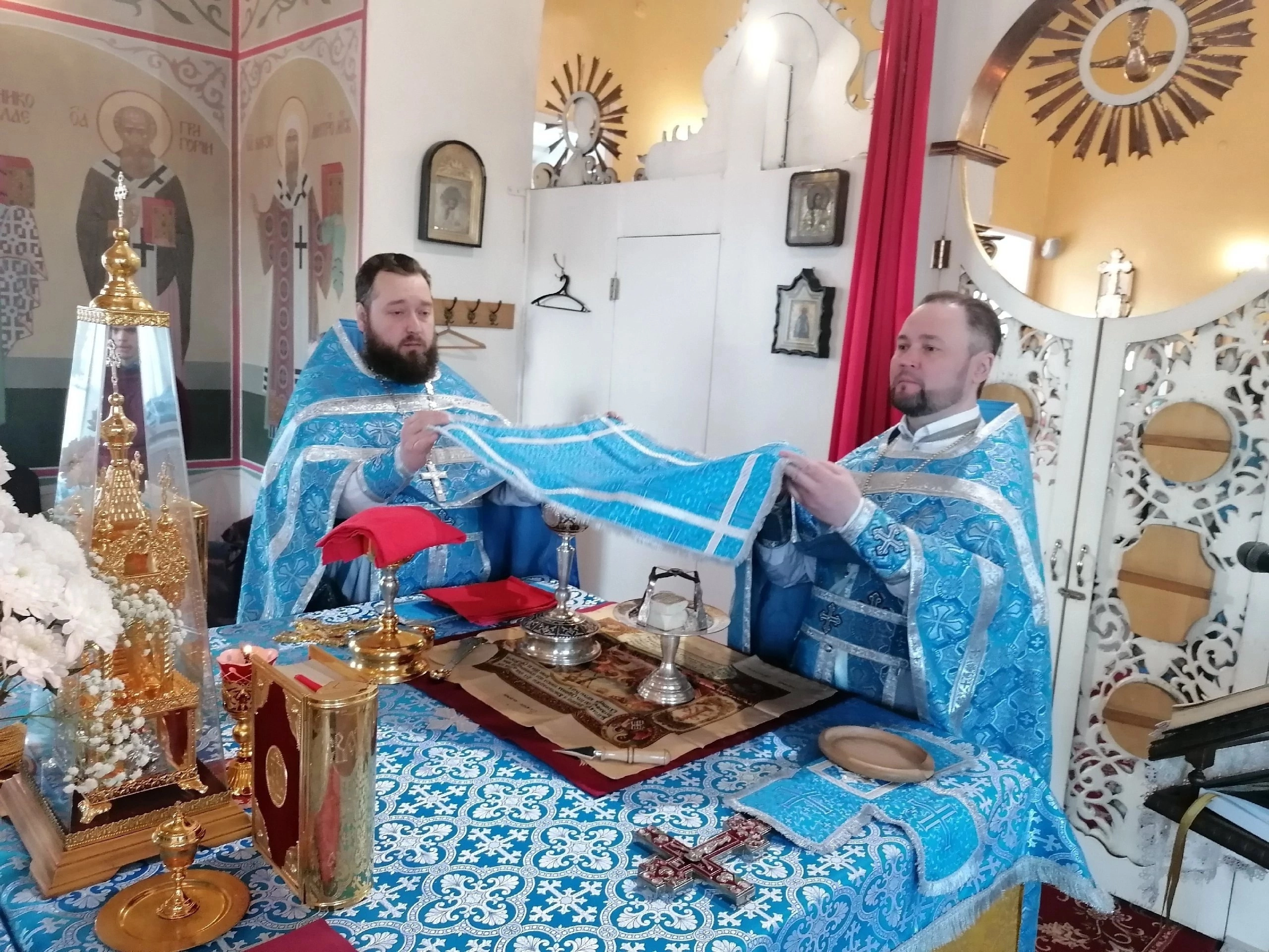 Богослужения в Неделю о блудном сыне 