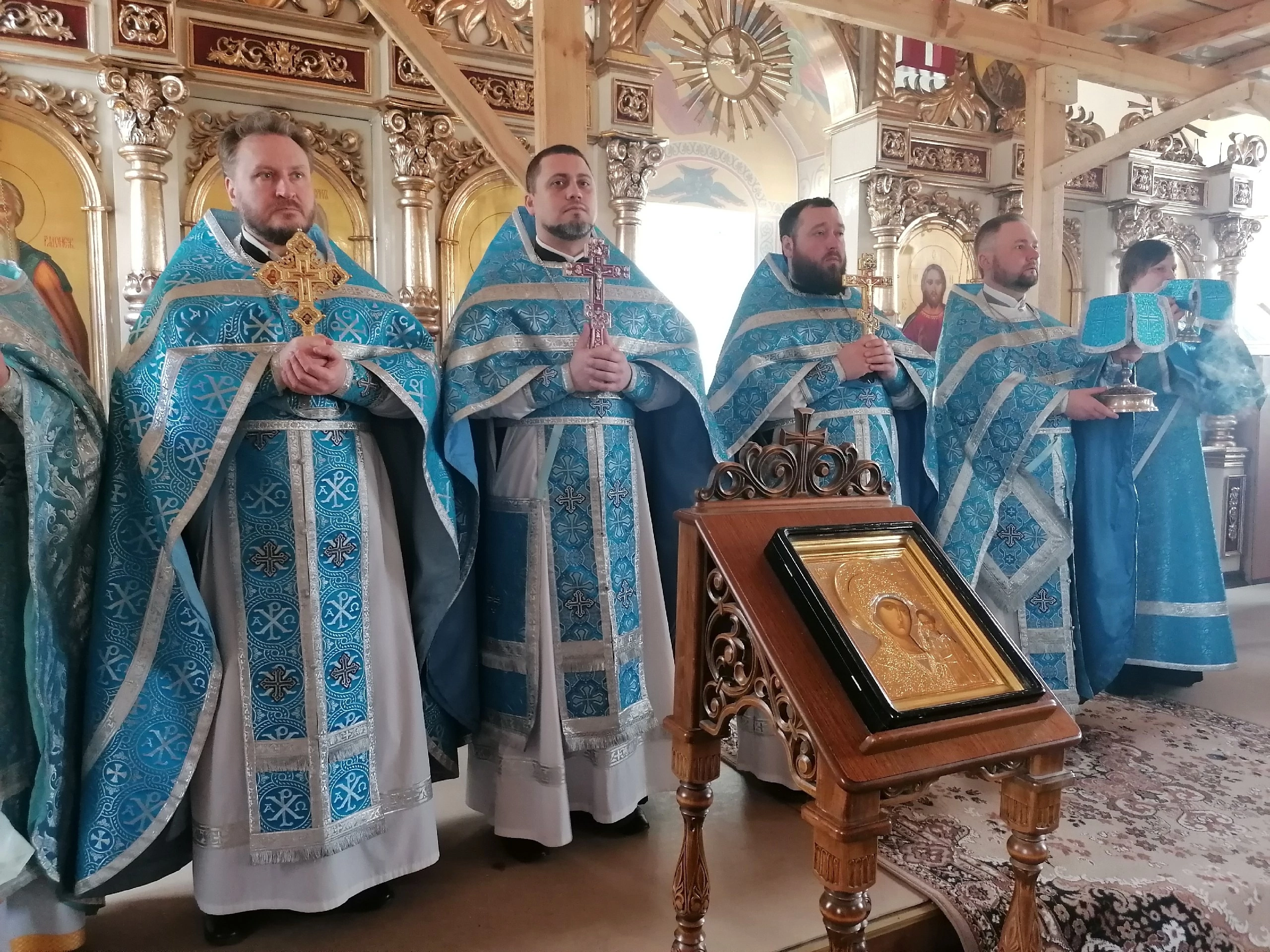 Празднование Похвалы Пресвятой Богородицы