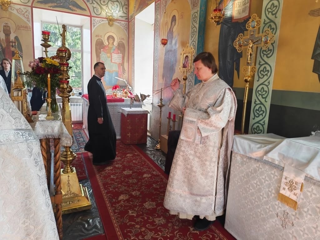 Поздравление с Днём рождения настоятеля протоиерея Александра Филиппова