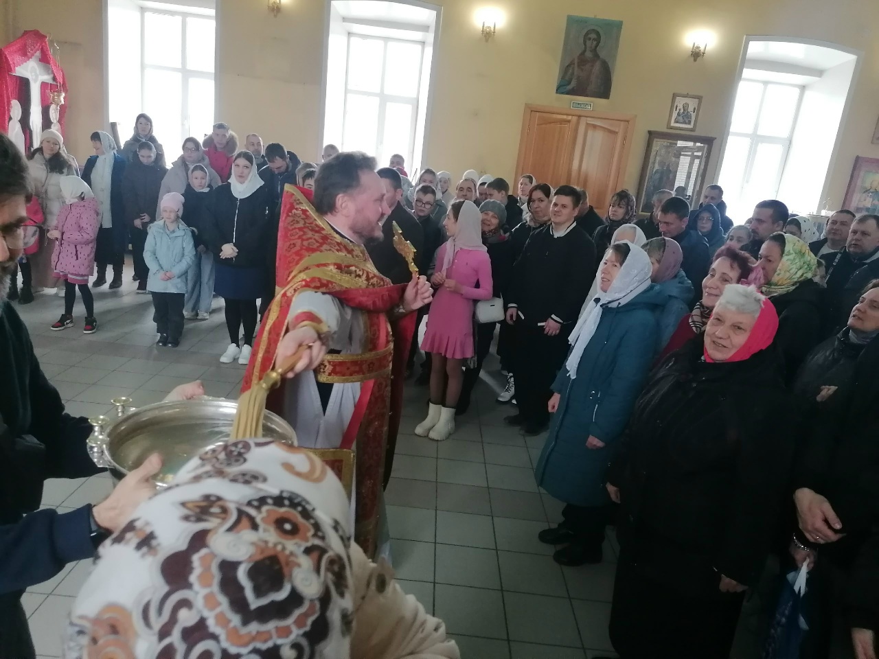 Неделя жен-мироносиц