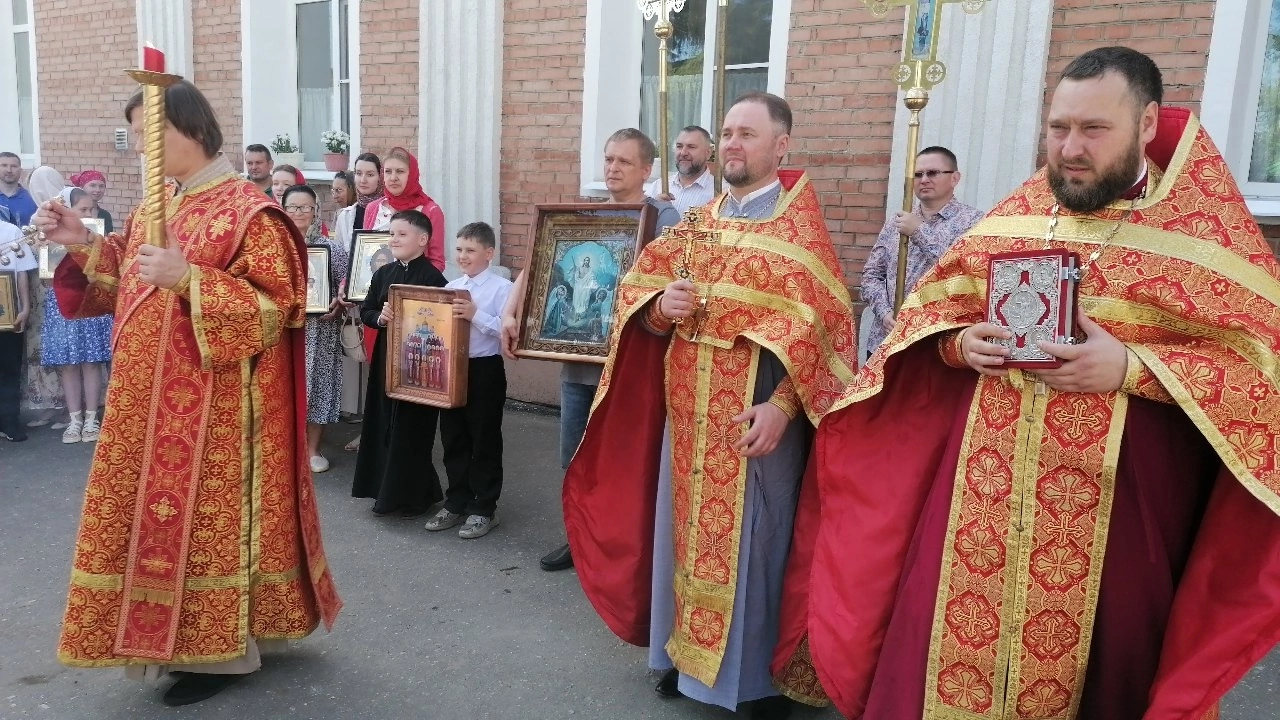 Богослужения в Неделю о слепом 
