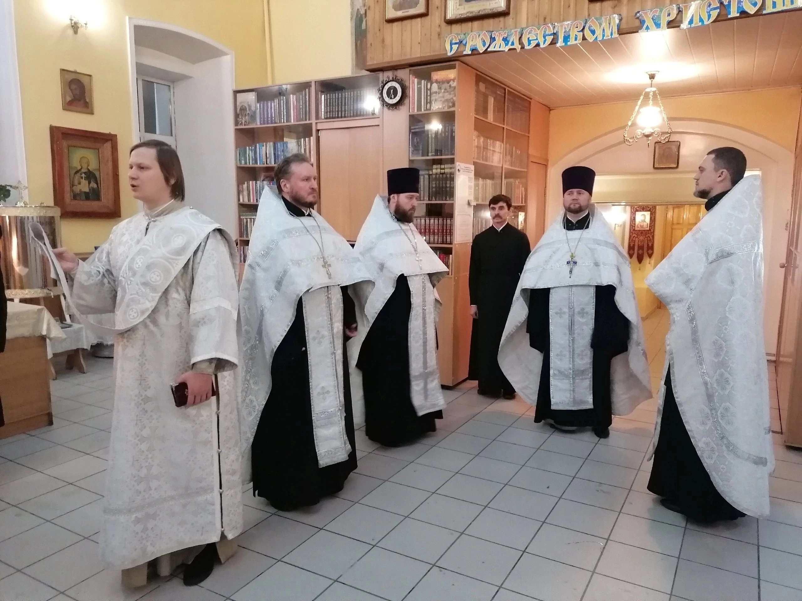 Всенощное бдение в канун праздника Рождества Христова